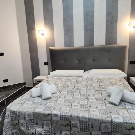 Gæstehus Historical Center Napoli