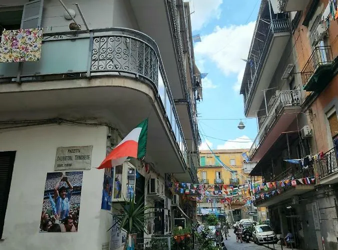 Historical Center Pensionat Neapel